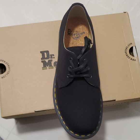 Dr. Martens Black Men's Shoes - Picture 4 of 5